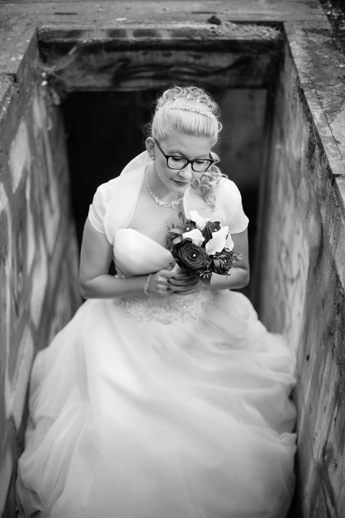 After Wedding Shoot Eileen und Christoph Hochzeitsfotos Brautfotos Brautportrait Alte Fabrik Raum Mannheim