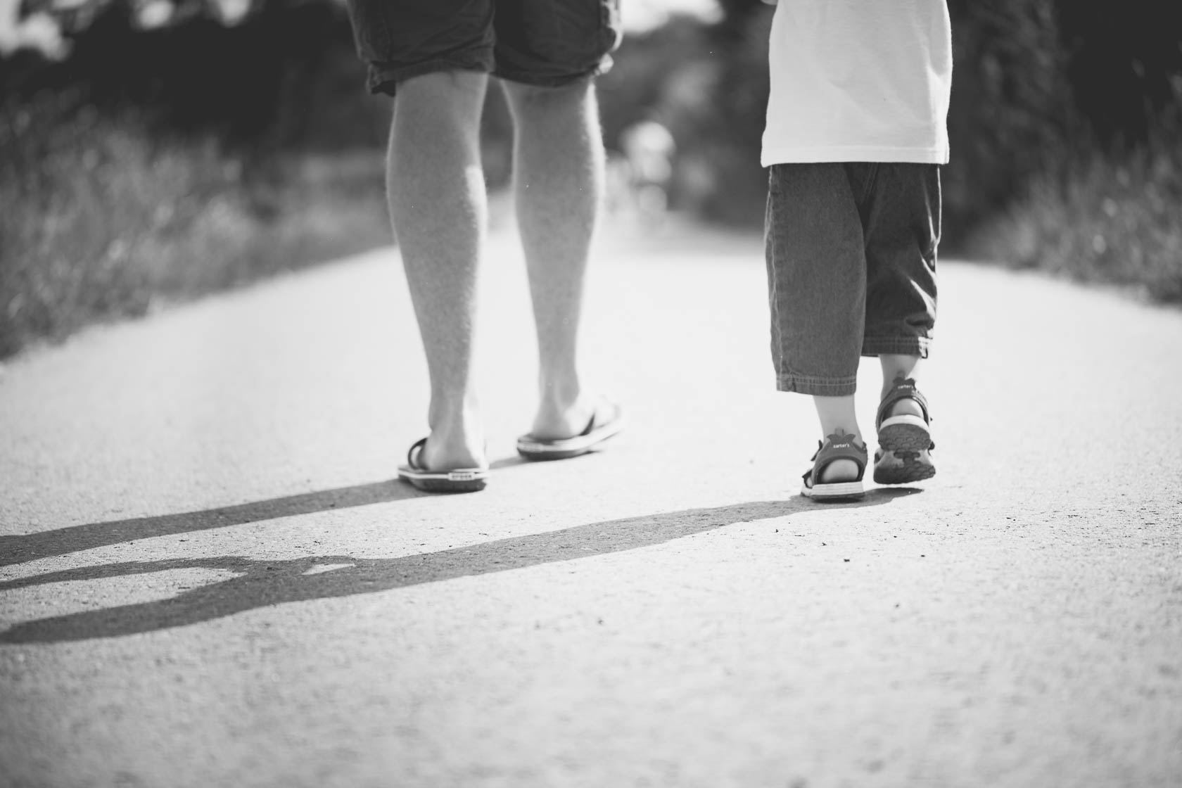 Familienfotos von Thea Philip Johannes Verena und Peter bei Speyer Kleine und Große Füsse