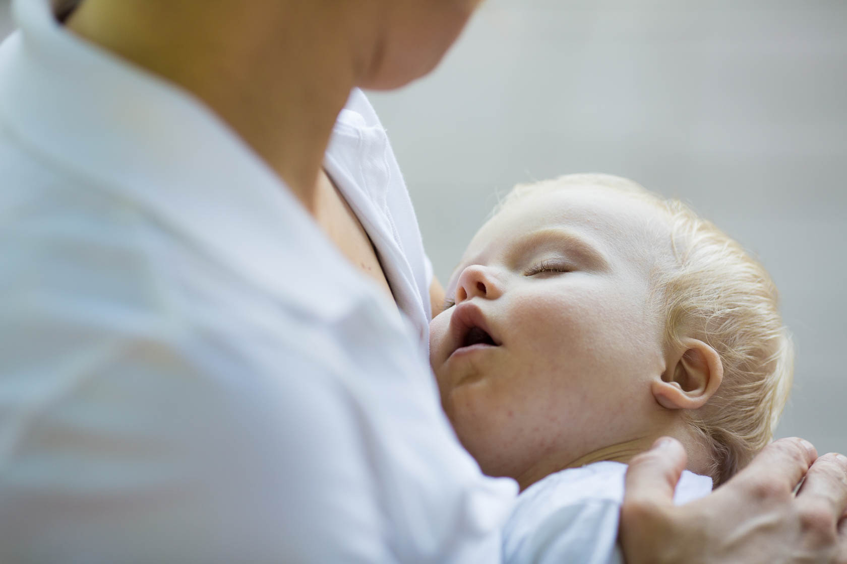 Familienfotos von Thea Philip Johannes Verena und Peter bei Speyer Johannes schläft