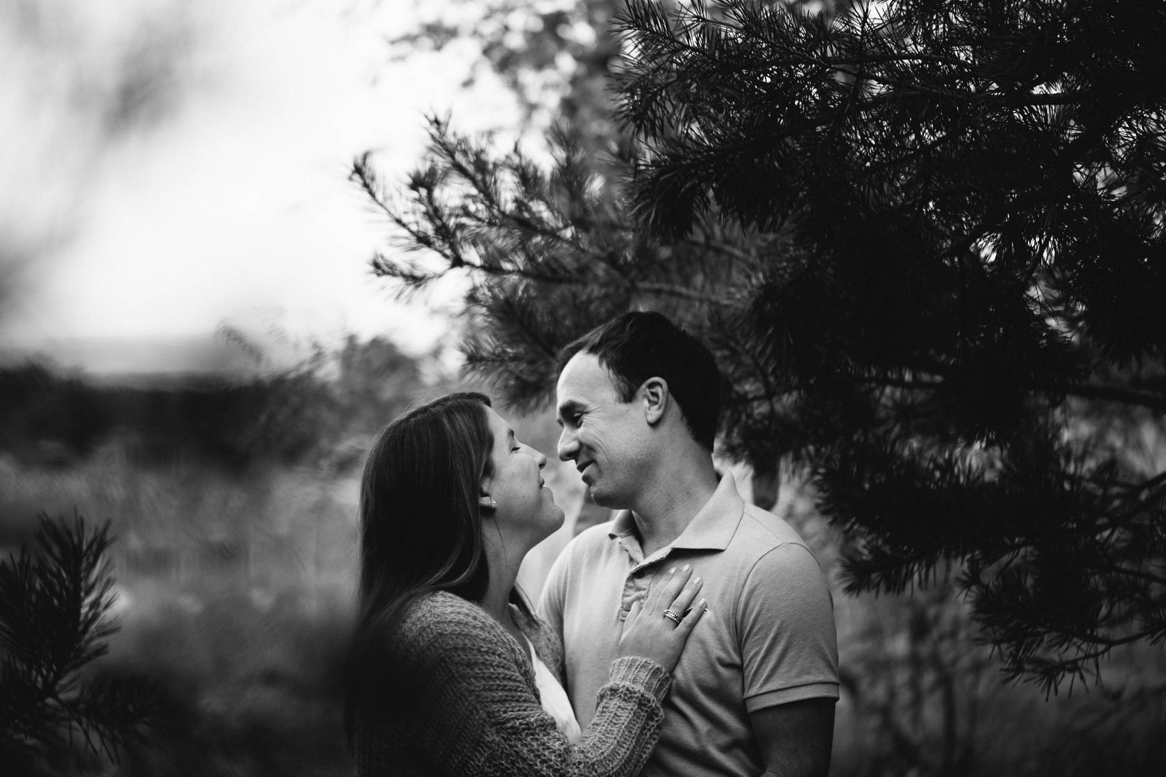 Paarportraits Paarfoto draußen in der Natur