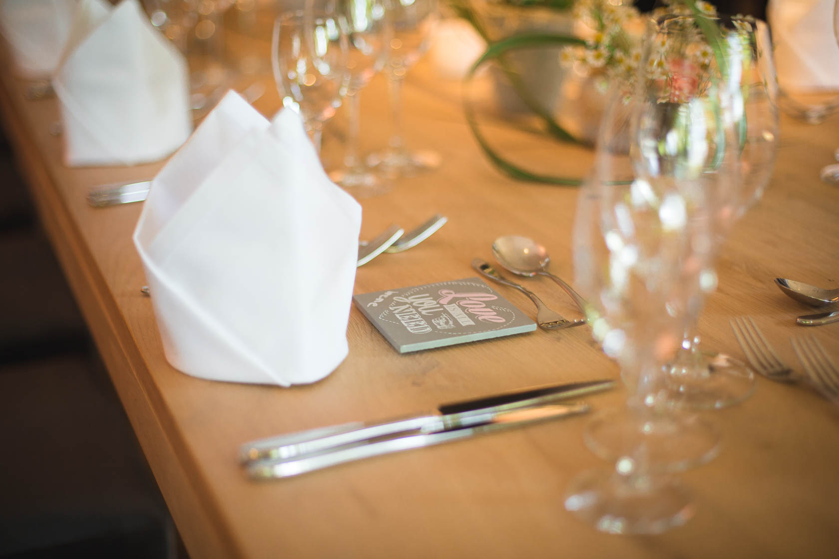 Standesamtliche Trauung von Fabienne und Manuel in Wiesloch Hotel Mondial in Wiesloch Tischdeko