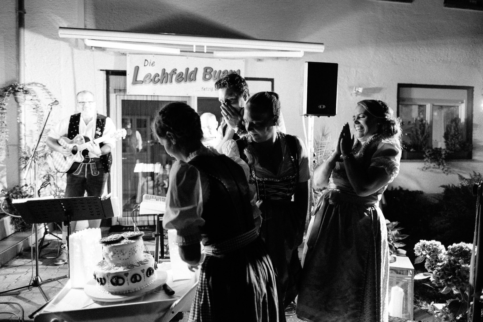 Bayrischer Polterabend in Norheim an der Nahe Alex und Jasmin Hochzeit Hochzeitstorte Wedding