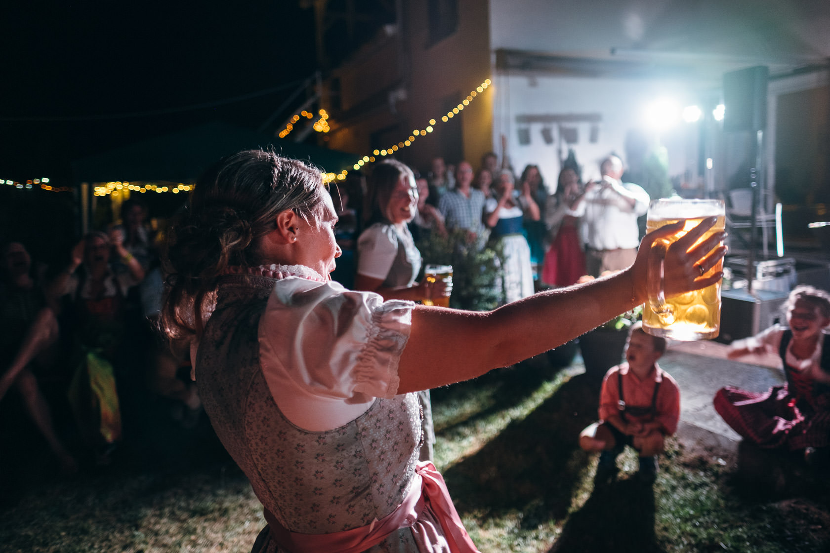 Bayrischer Polterabend in Norheim an der Nahe Alex und Jasmin Maßkrugstemmen