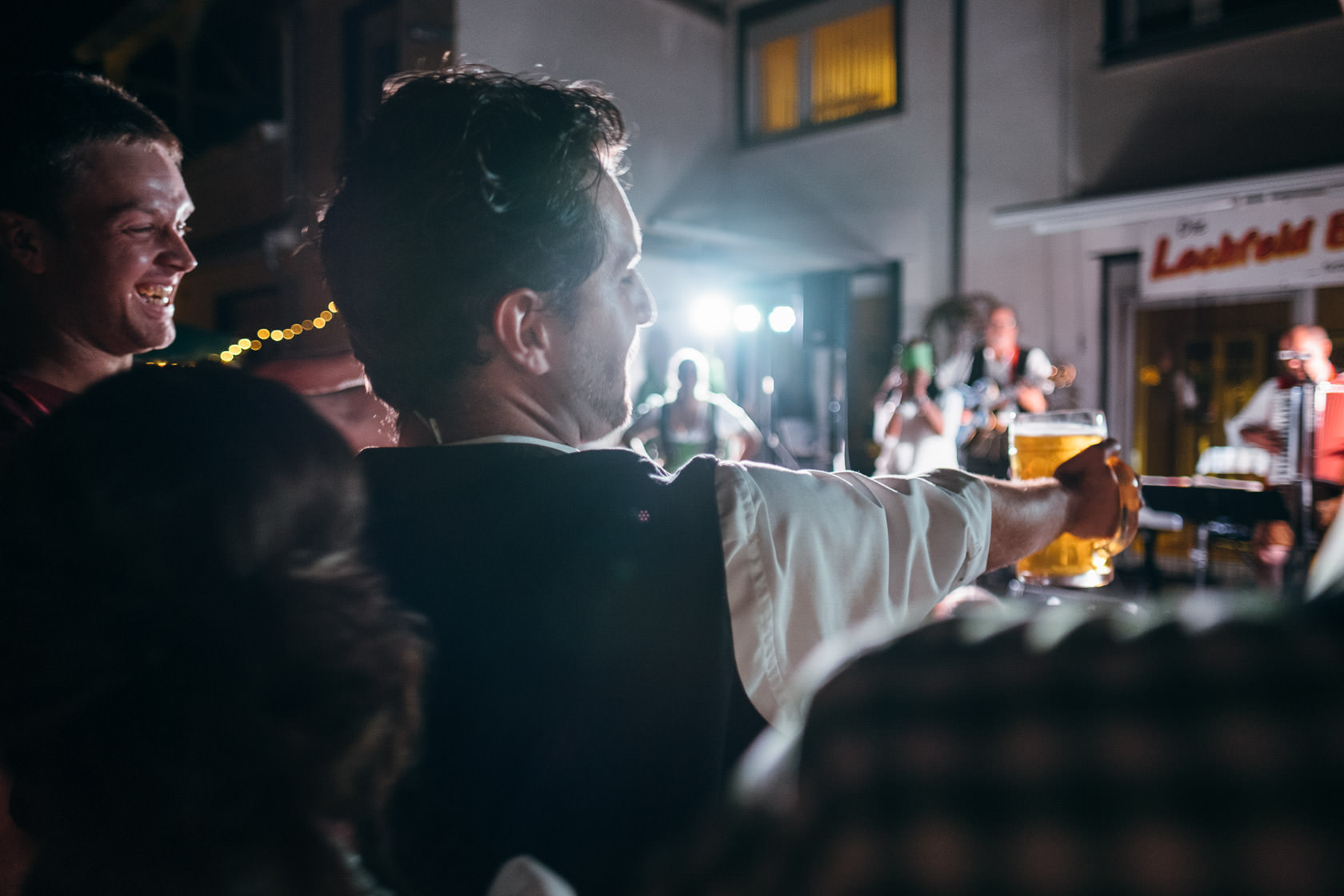 Bayrischer Polterabend in Norheim an der Nahe Alex und Jasmin Maßkrugstemmen
