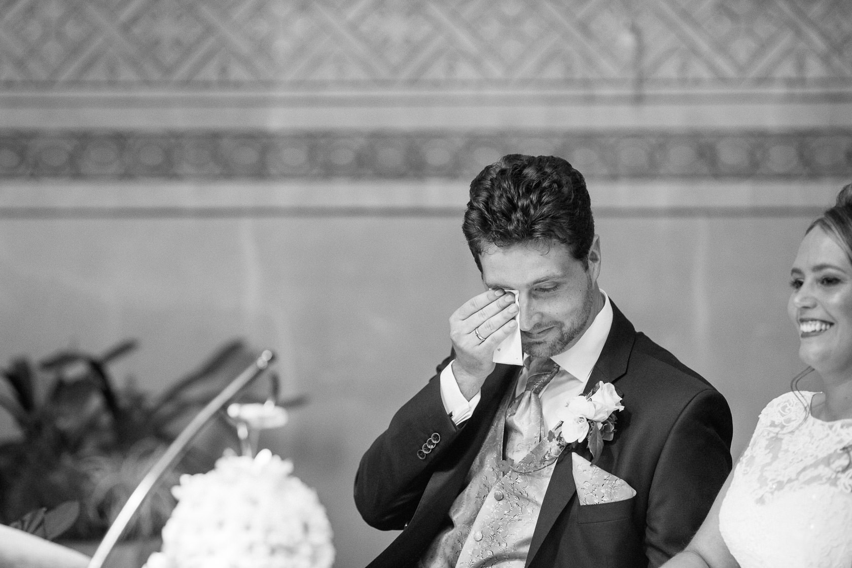 Blauweiße Hochzeit in Bad Kreuznach Stimmung Emotionen während der Hochzeit in Norheim an der Nahe