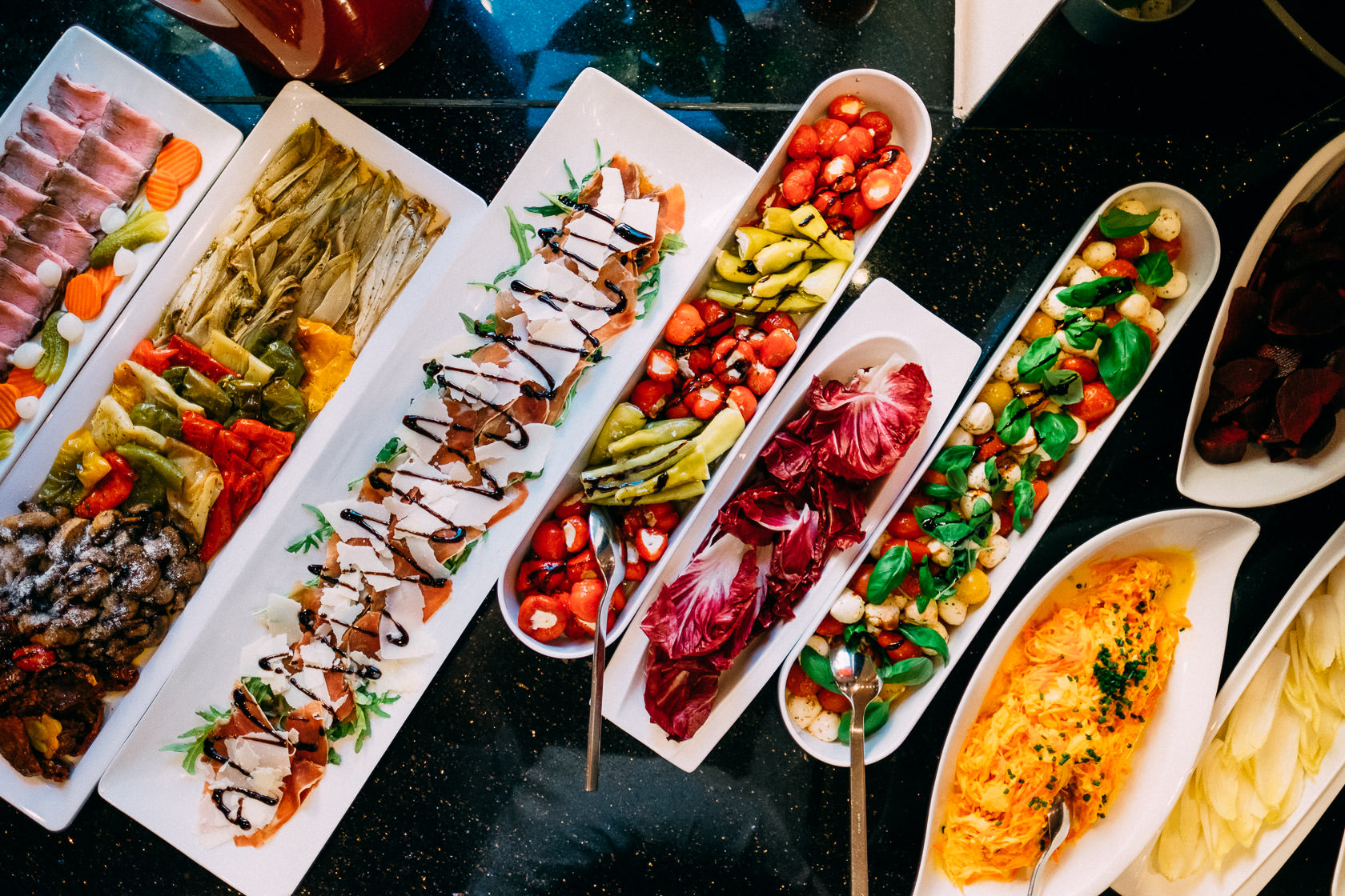 Blauweiße Hochzeit in Bad Kreuznach Buffett Essen Fürstenhof