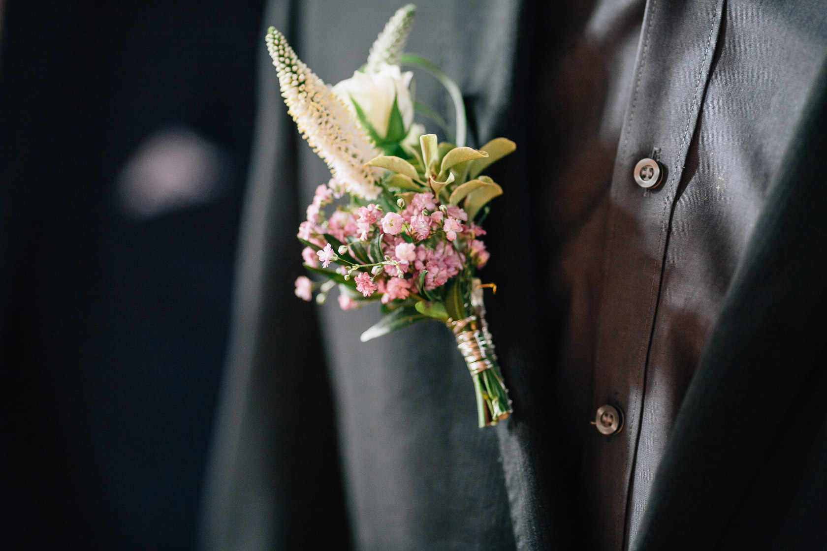 Boho Hochzeit in Waghaeusel Kirchliche Trauung in Wiesental
