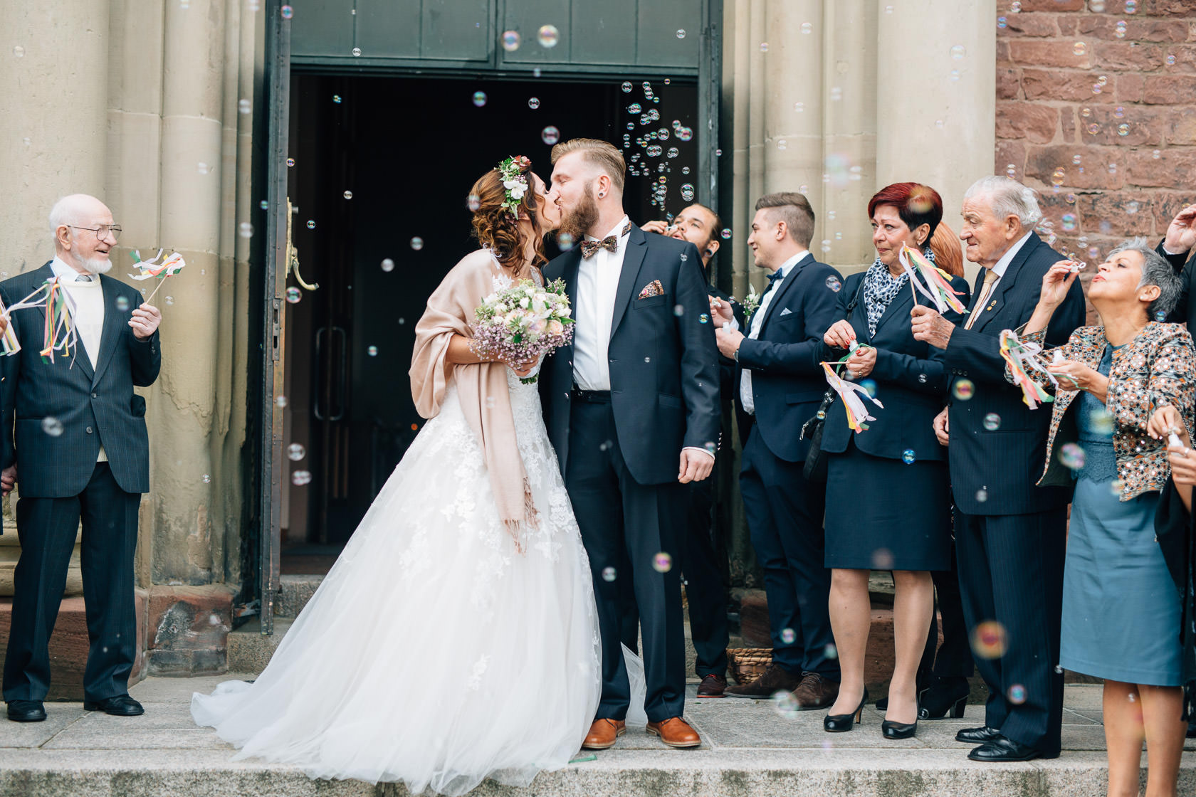 Boho Hochzeit in Waghaeusel Kirchliche Trauung in Wiesental