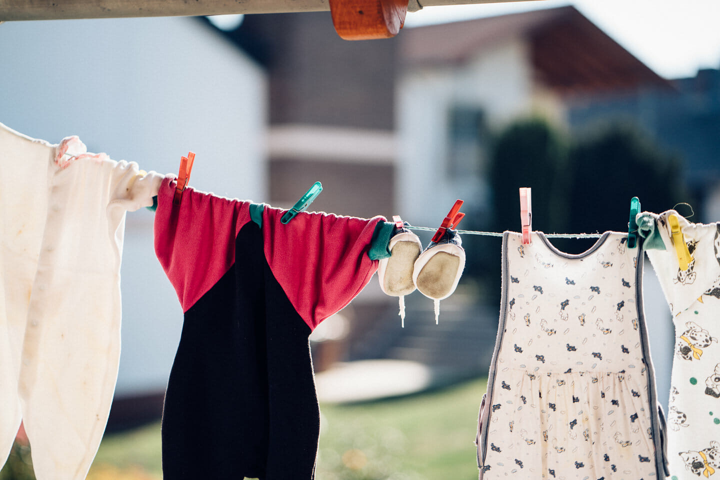 Familienfotograf Karlsruhe Homestory Newborn Fotoshooting Natuerliche Fotografie Echtes Leben Echte Fotografie Neugeborenenfotografie