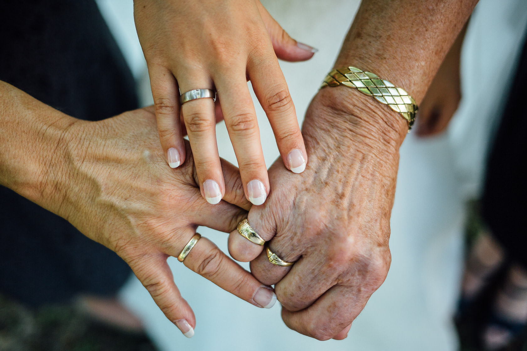 Momente der Hochzeitsfeier im Garten des Kurhaus Bad Münster
