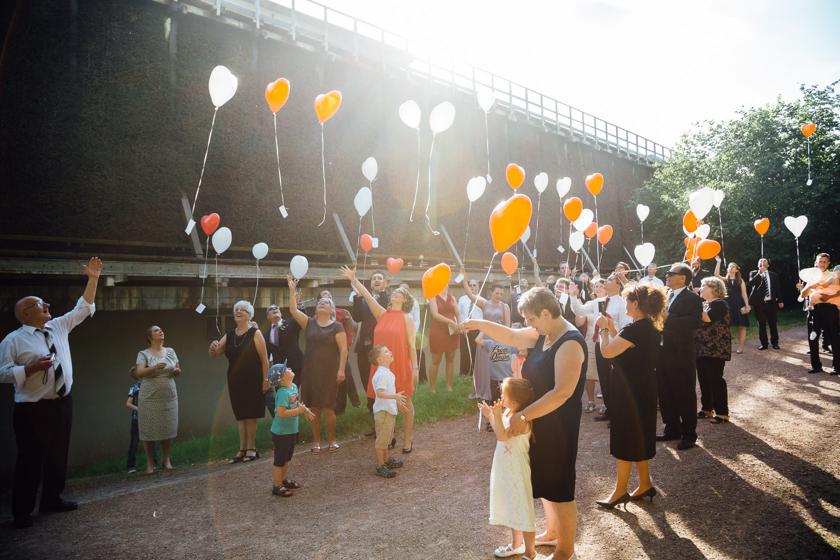 Momente der Hochzeitsfeier im Garten des Kurhaus Bad Münster