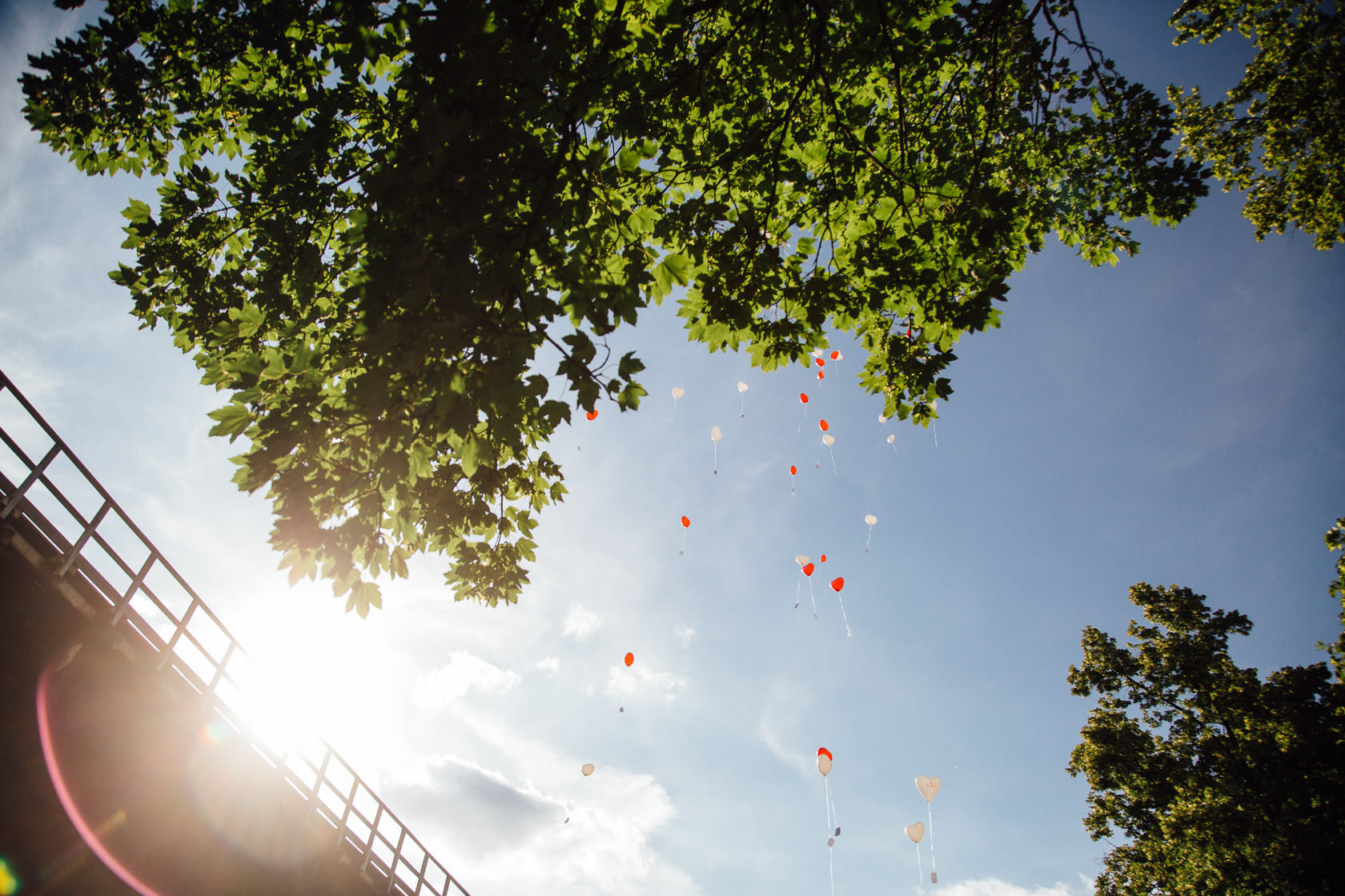 Momente der Hochzeitsfeier im Garten des Kurhaus Bad Münster