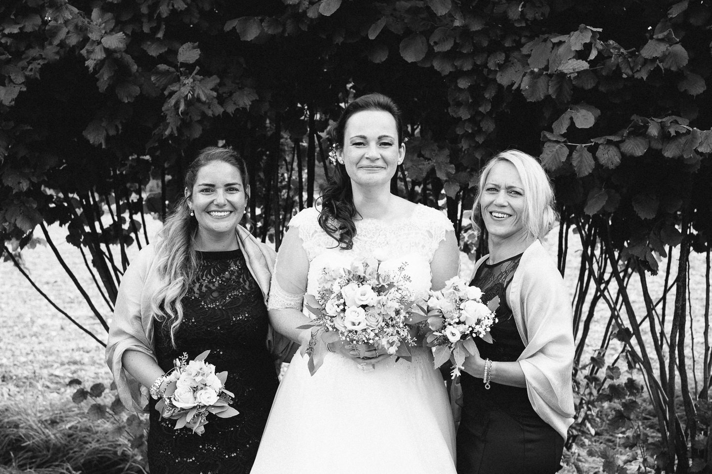 Hochzeitsfotograf Kraichgau Weingut Heitlinger Xenia und Florian Feier im Weingut Hochzeitsfeier