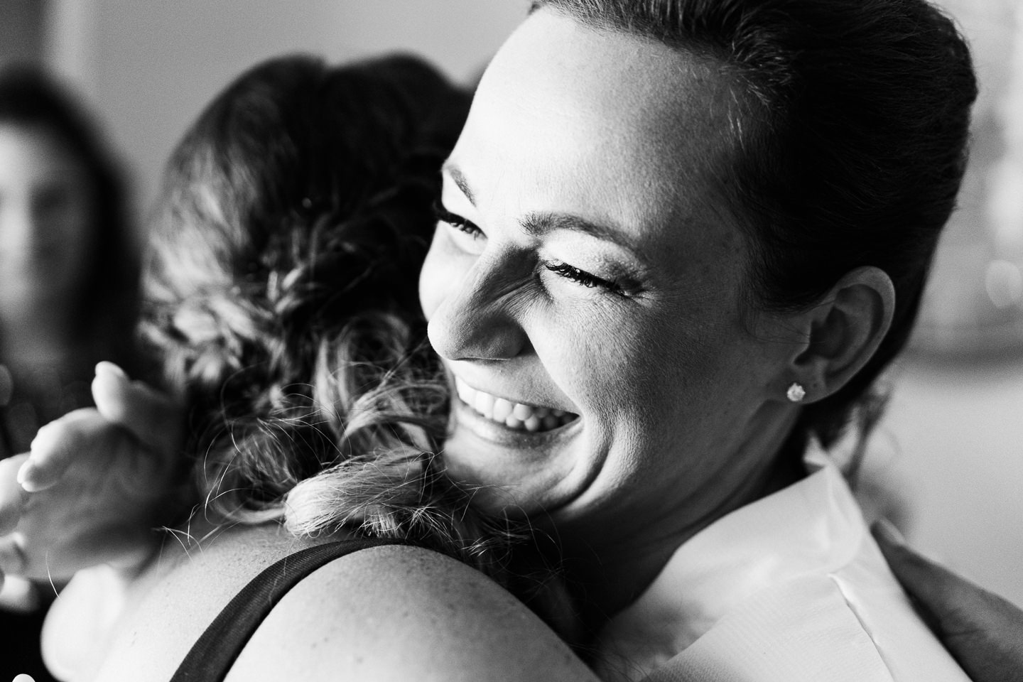 Hochzeitsfotograf Kraichgau Weingut Heitlinger Xenia und Florian Getting Ready Vorbereitungen Hochzeit mit Kind Evangelische Hochzeit