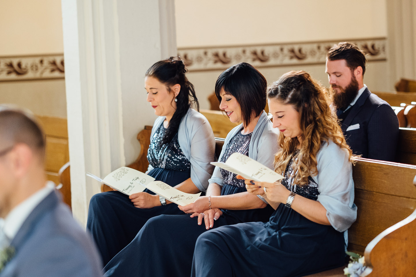 Hochzeitsfotograf Kraichgau Weingut Heitlinger Xenia und Florian Kirchliche Trauung und Taufe Hochzeit als Familie