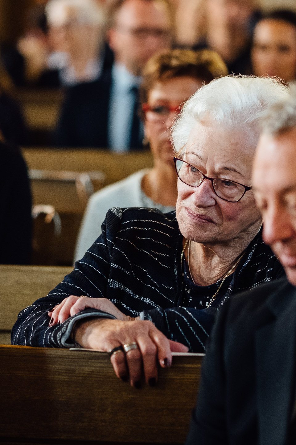 Hochzeitsfotograf Kraichgau Weingut Heitlinger Xenia und Florian Kirchliche Trauung und Taufe Hochzeit als Familie