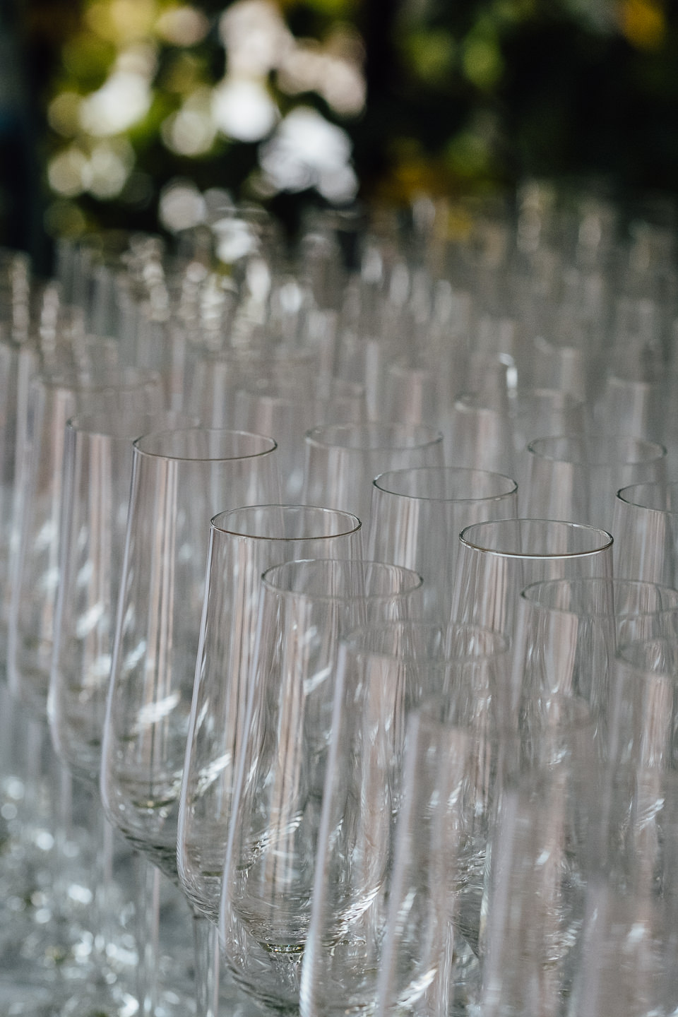 Hochzeitsfotograf Kraichgau Weingut Heitlinger Xenia und Florian Feier im Weingut Hochzeitsfeier