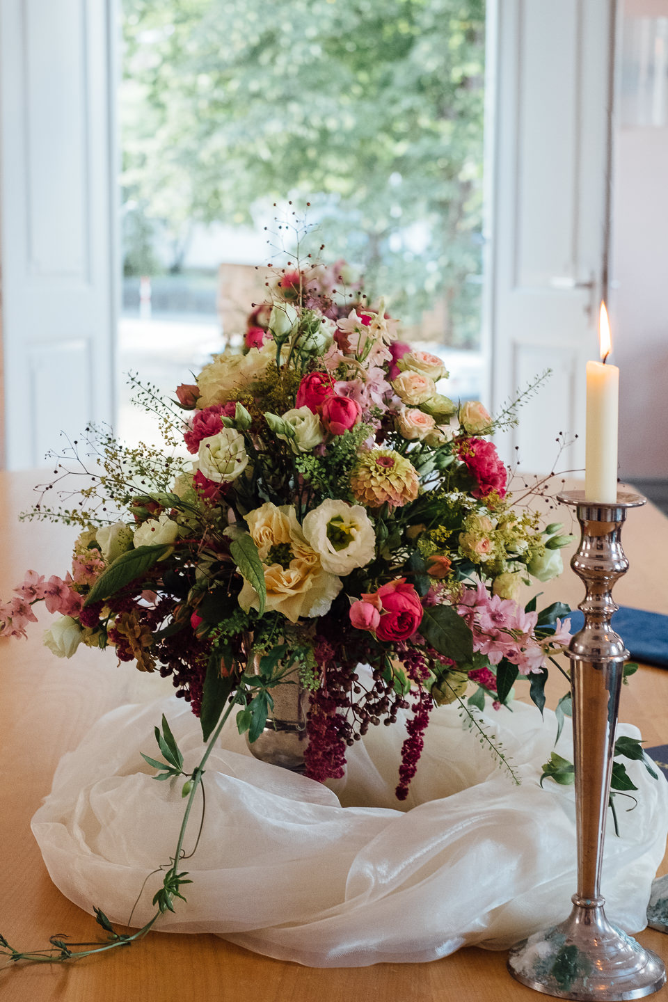 Hochzeitsfotograf Odenwald Burgruine Rodenstein Janina und Henrik Hochzeitsreportage Trauung in Bad Koenig