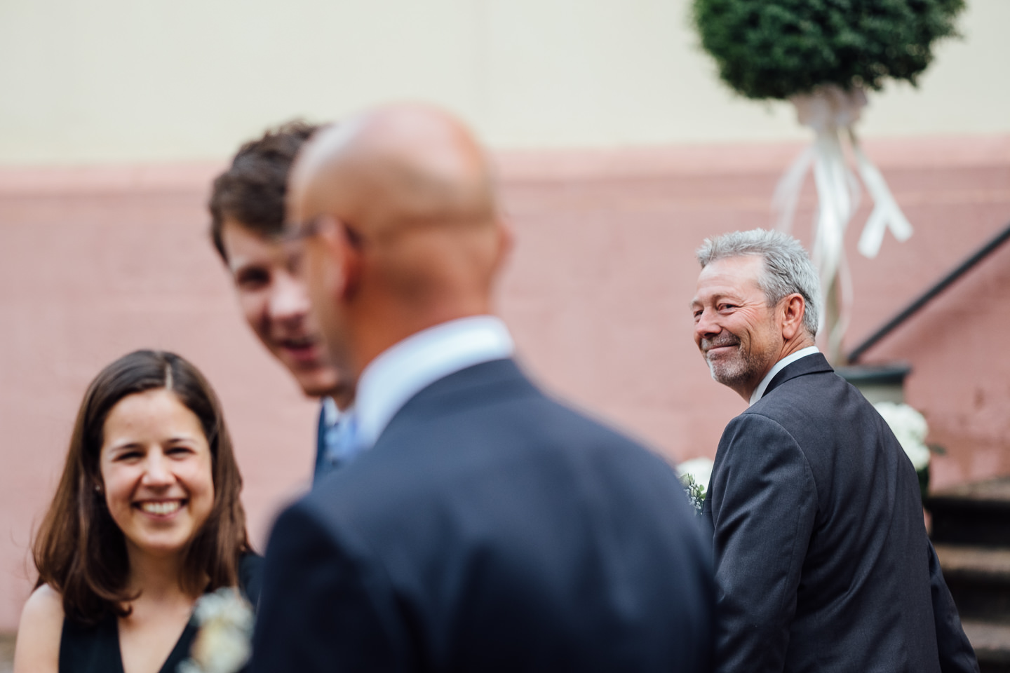 Hochzeitsfotograf Odenwald Burgruine Rodenstein Janina und Henrik Hochzeitsreportage Trauung in Bad Koenig