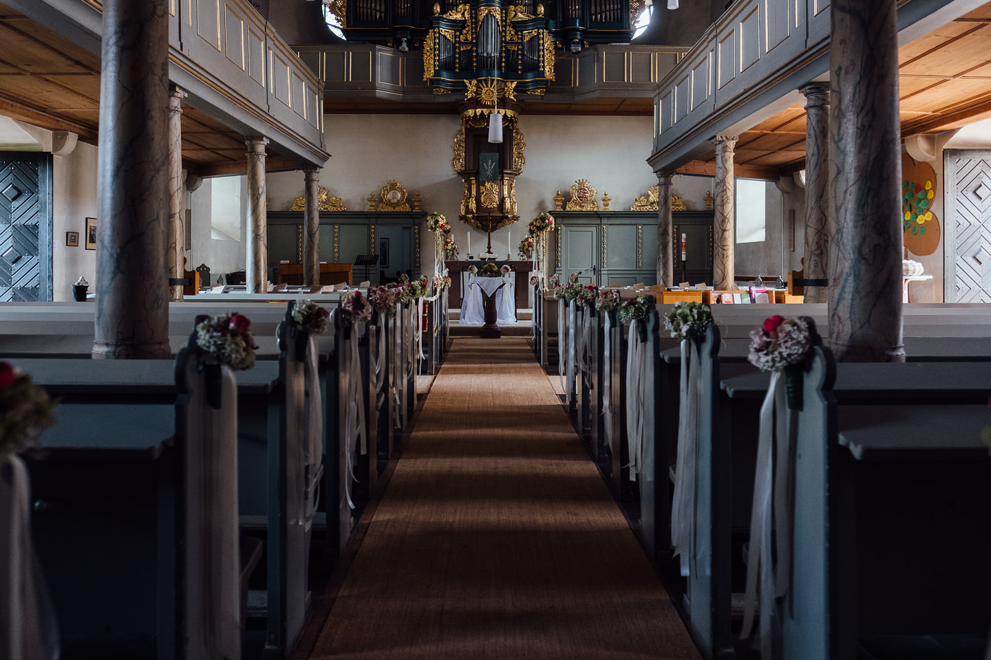 Hochzeitsfotograf Odenwald Burgruine Rodenstein Janina und Henrik Hochzeitsreportage Trauung in Bad Koenig