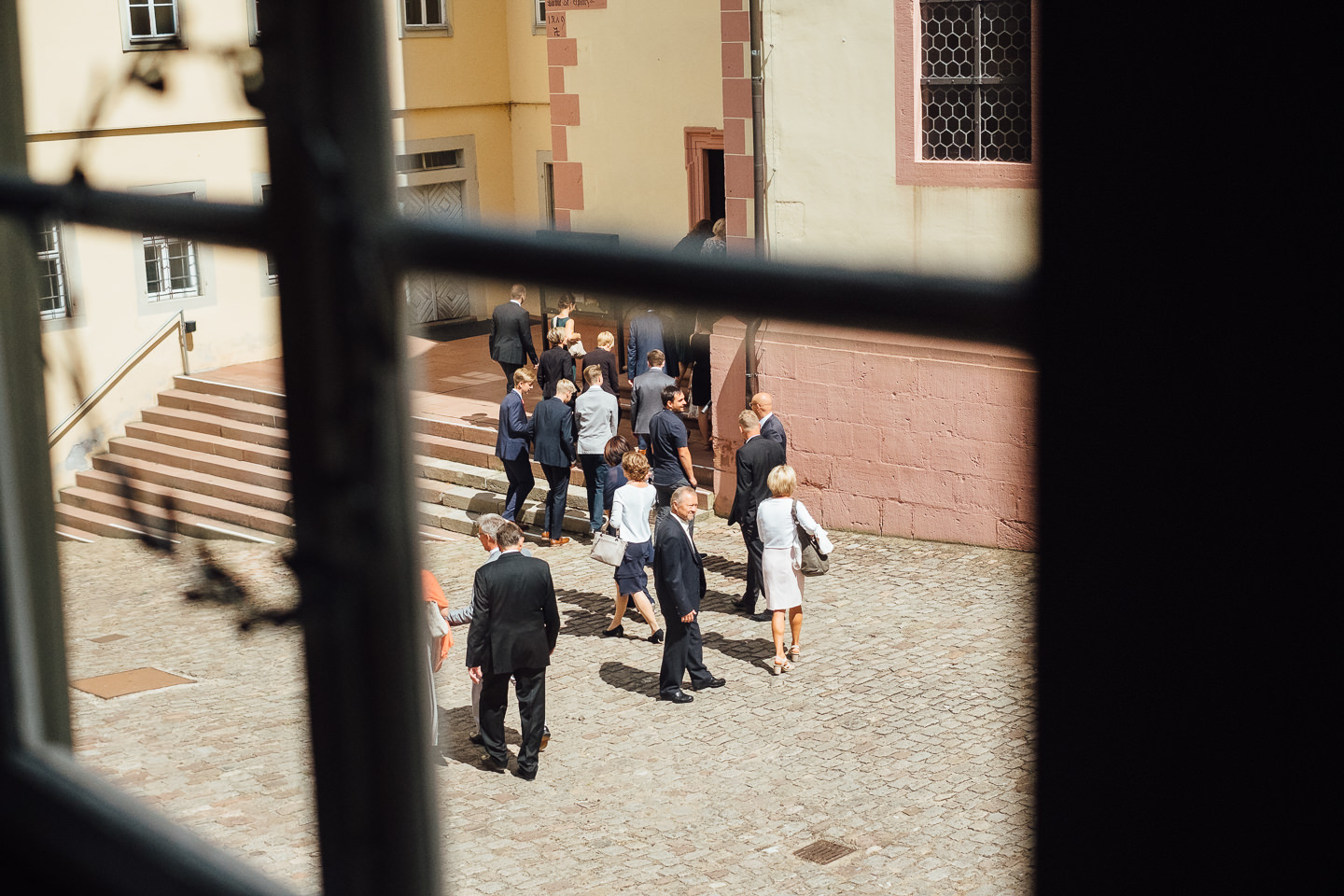 Hochzeitsfotograf Odenwald Burgruine Rodenstein Janina und Henrik Hochzeitsreportage Trauung in Bad Koenig