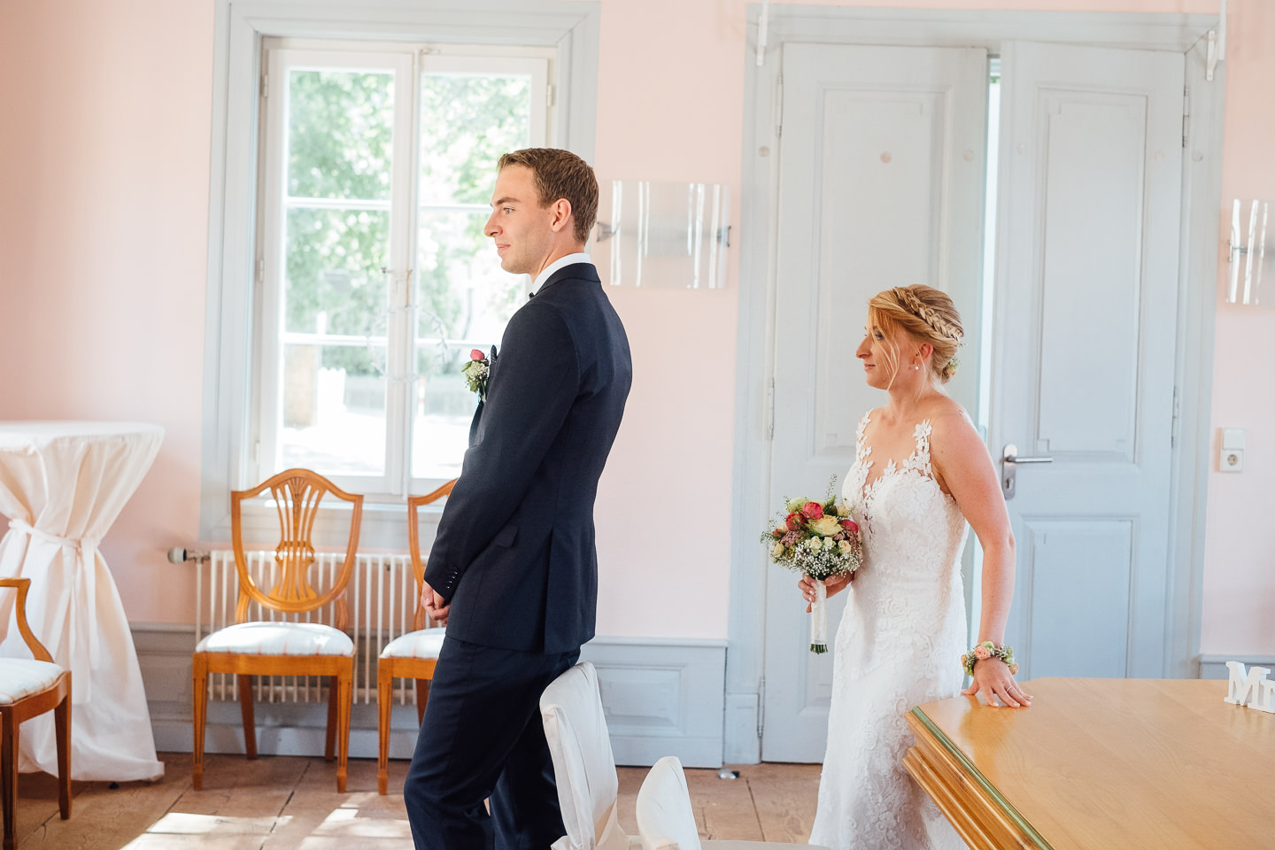 Hochzeitsfotograf Odenwald Burgruine Rodenstein Janina und Henrik Hochzeitsreportage Trauung in Bad Koenig