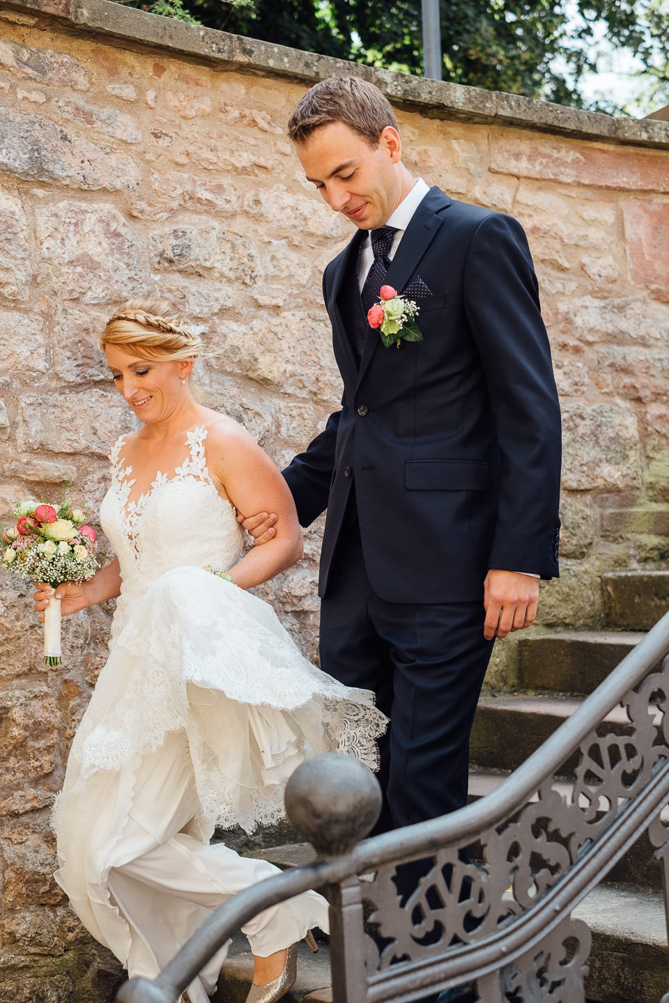 Hochzeitsfotograf Odenwald Burgruine Rodenstein Janina und Henrik Hochzeitsreportage Trauung in Bad Koenig