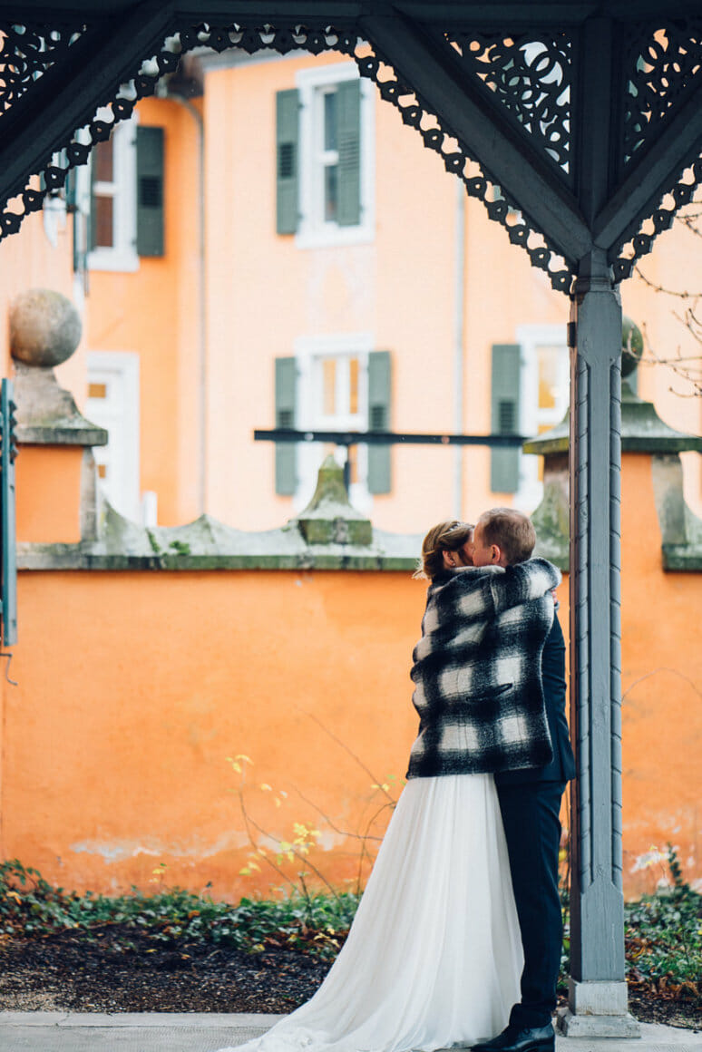 Hochzeitsfotograf Speyer Dezemberhochzeit Eremitage Waghaeusel Hochzeitsfotos Brautpaar Portraits Hochzeitsportrait