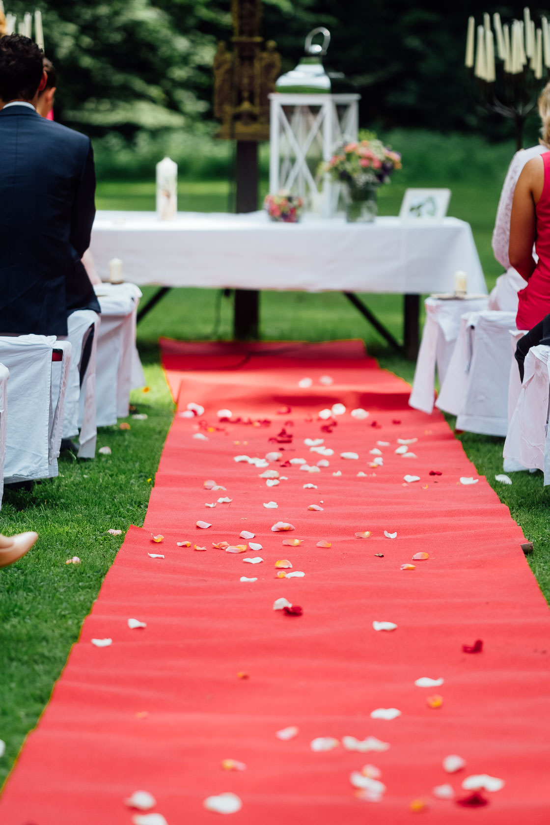 Hochzeitsfotograf Trauhochzeit in der Heidersbacher Muehle Nadine und Michael Natur Hochzeitsreportage Sommer Sonne Gewitter Freie Trauung
