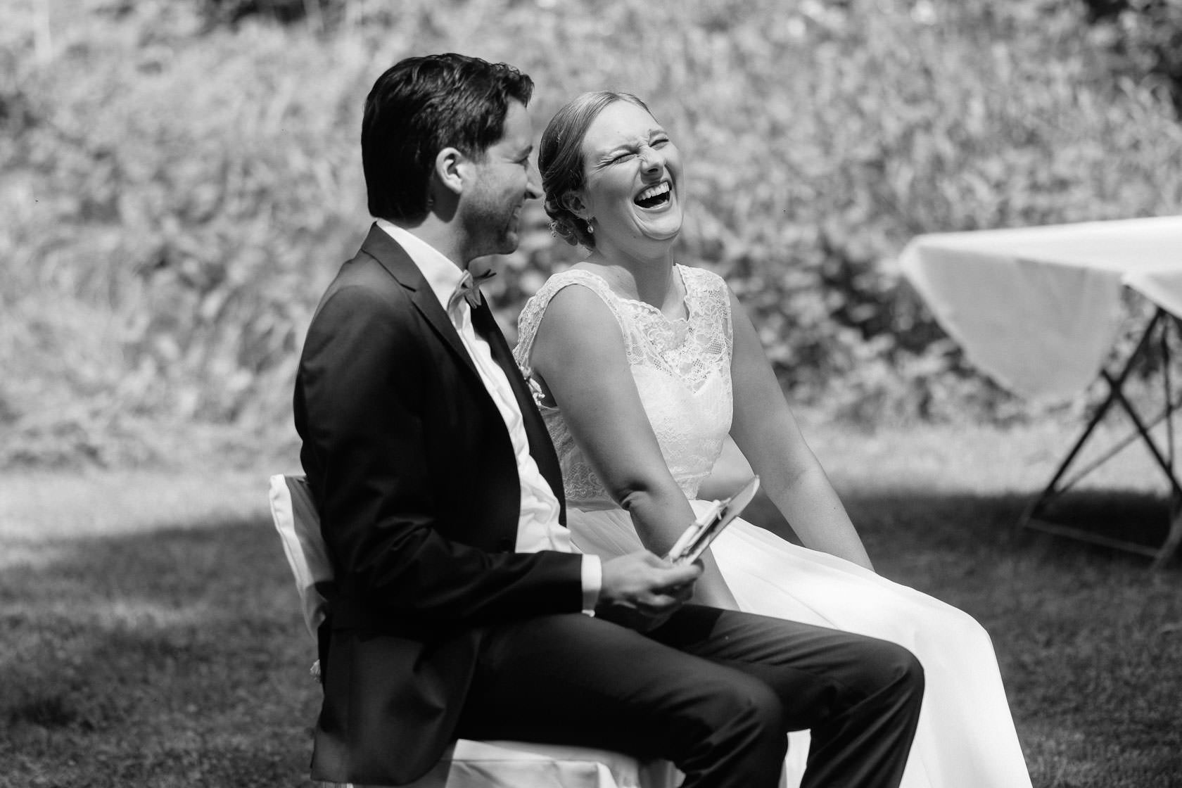 Hochzeitsfotograf Trauhochzeit in der Heidersbacher Muehle Nadine und Michael Natur Hochzeitsreportage Sommer Sonne Gewitter Freie Trauung