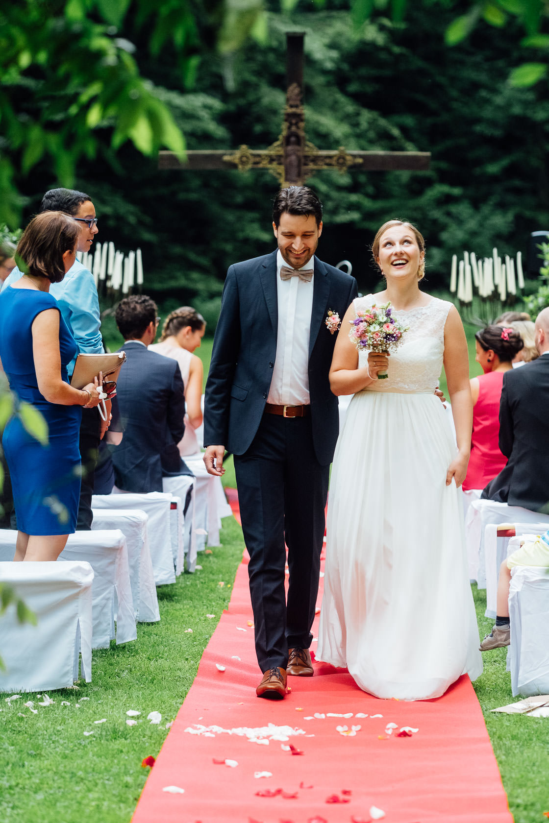 Hochzeitsfotograf Trauhochzeit in der Heidersbacher Muehle Nadine und Michael Natur Hochzeitsreportage Sommer Sonne Gewitter Freie Trauung