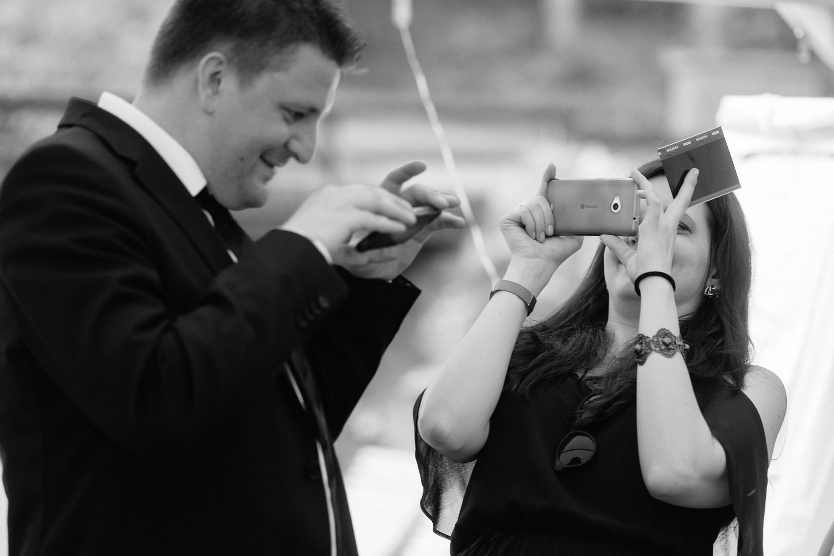 Hochzeitsfotograf Trauhochzeit in der Heidersbacher Muehle Nadine und Michael Natur Hochzeitsreportage Sommer Sonne Gewitter Freie Trauung Reportagefotografie Waghaeusel Mannheim Karlsrue Hochzeitsfotografie Hochzeitsfotos
