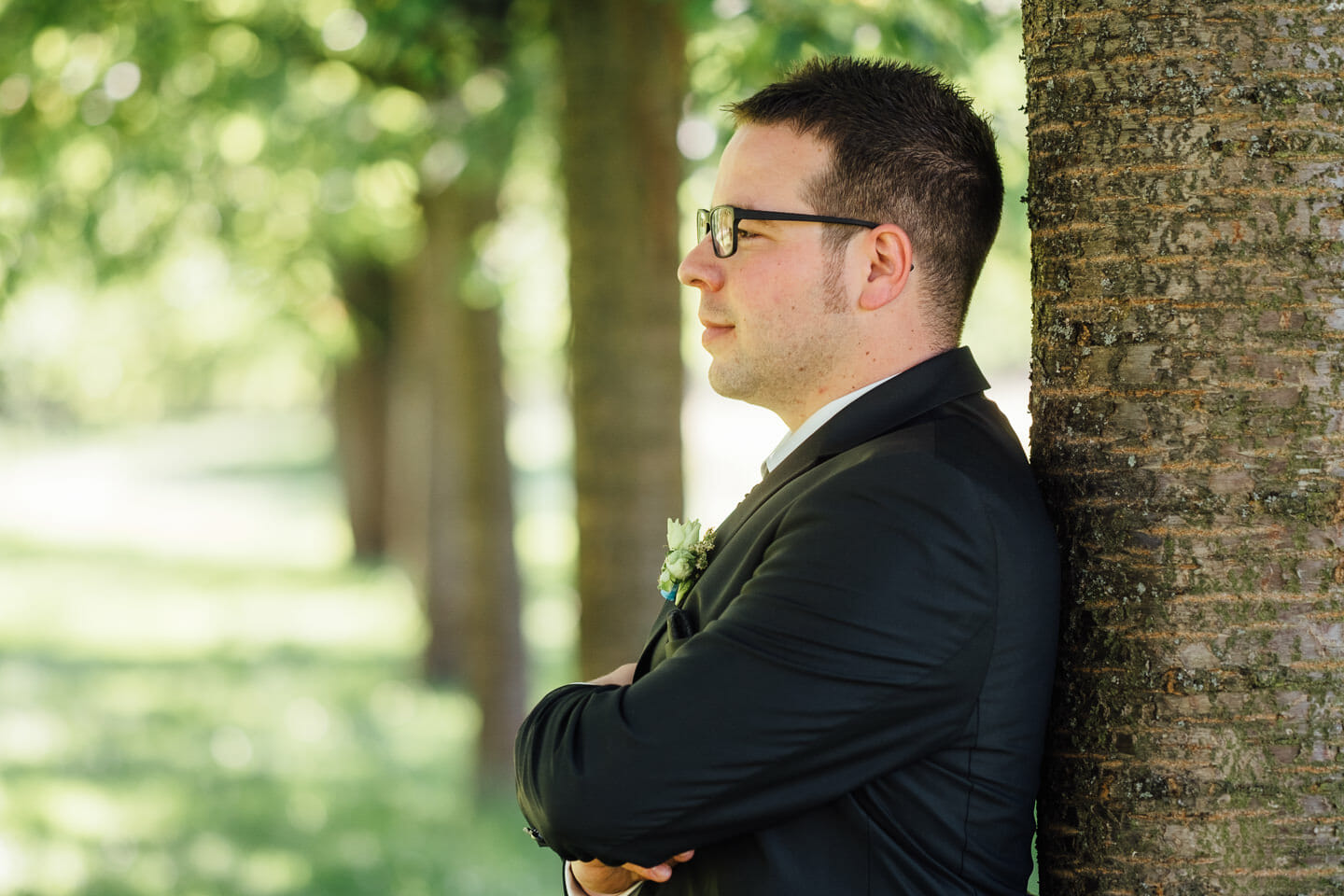 Sabrina und Jochen Sommerhochzeit in Schwetzingen Schlosspark Schlossgarten Schwetzinegn Brautpaar Paarfotos Brautportraits