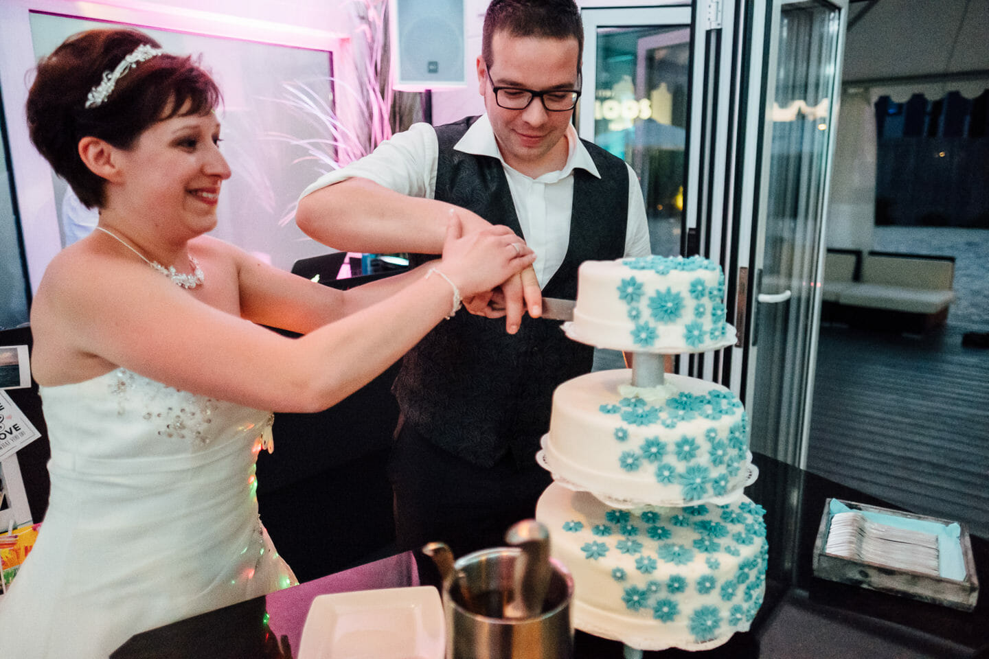 Sabrina und Jochen Sommerhochzeit in Schwetzingen Hochzeitsreportage Hochzeitsfeier Fotoreportage Miio Schwetzingen